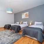 D Centrum 아파트 Čadca