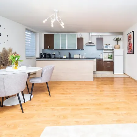 Apartment D Centrum