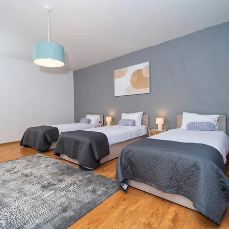 D Centrum 아파트 Čadca